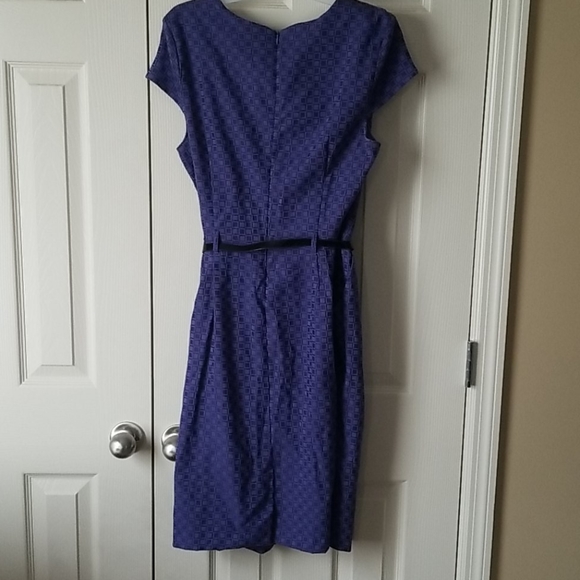 Blue dress with square print - Picture 2 of 3